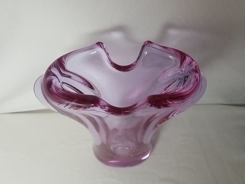 Vintage Hand Blown Studio Art Glass Vase Lavender Pink Murano Style - Picture 2 of 7