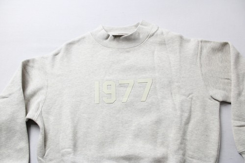 Essentials Fear Of God Kid's Essentials Crewneck NC3 Light Oatmeal Size 6/7 - Picture 2 of 5