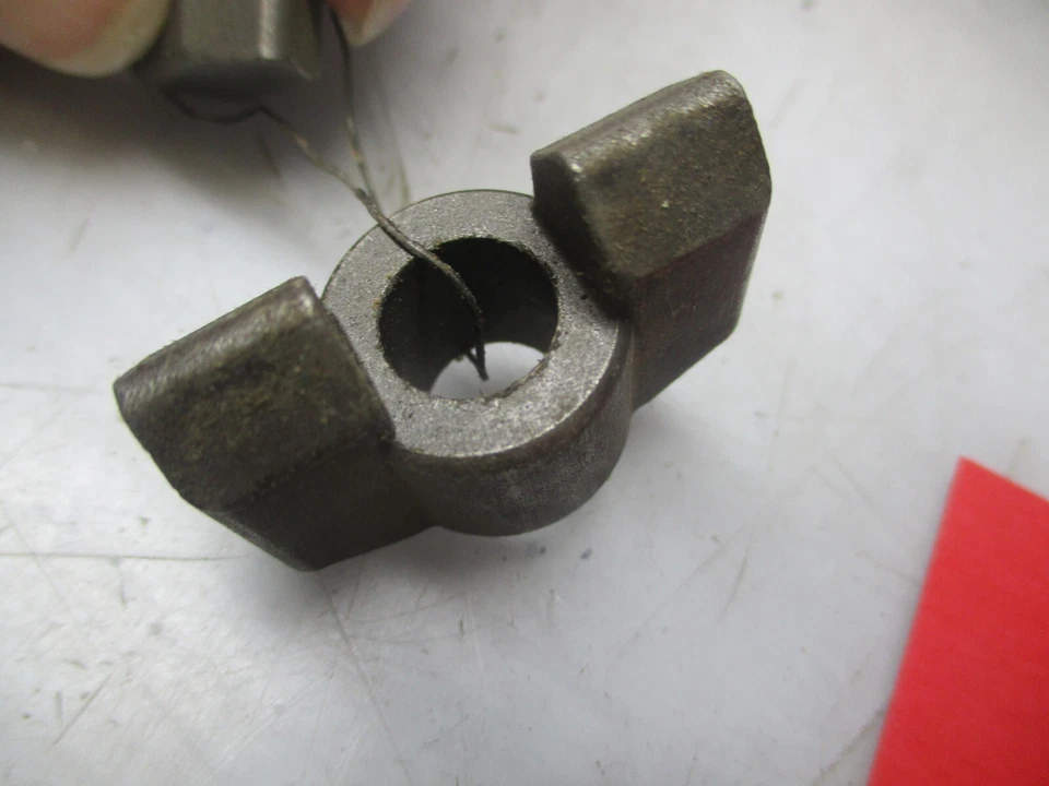 1960-1974 CHEVY GMC BLAZER JIMMY 4X4 TRUCK NOS GM CLUTCH FORK NUT 3765322 - Image 2 of 3