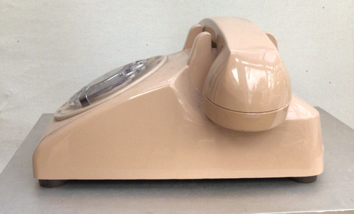 Vintage 1960’s ITT TAN ROTARY TELEPHONE Beige with Booklet - 第 7/9 張圖片