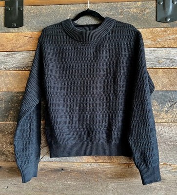 Universal Thread Women s Textured Knit Sweater   Size Small   Charcoal Crewneck