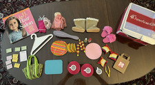 MIXED LOT: AMERICAN GIRL DOLL MINI DOLL ACCESSORIES: BOOTS, FOOD, CUPS, BRUSH