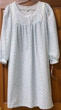 Lorraine Long Sleeve Lightweight Nightgown Blue Floral Size Medium NWT