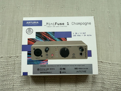 Arturia MiniFuse 1 Champagne 1 In / 2 Out
