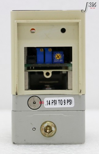 35140 SMC ELEKTROPNEUMATISCHER REGLER IT1001-N31-X6 - Bild 3 von 8