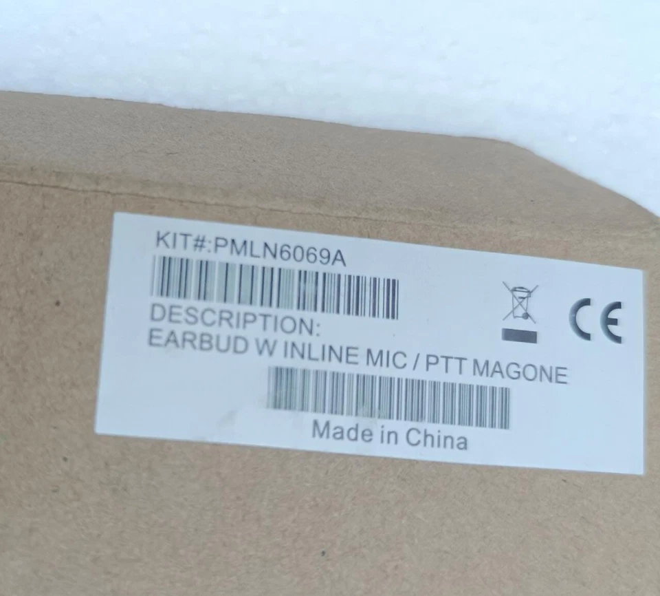 Motorola  PMLN6069A EARBUD W INLINE MIC PTT MAGONE free delivery - Image 4 of 4