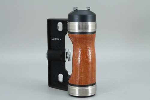 *Excellent* Pentax 6x7 Hot Shoe Wood Hand Grip for 6x7 67 from Japan #11311 - Picture 6 of 9