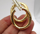 14K Yellow Gold Diamond-Cut Brushed & Polished Oval HOop Earrings [E317] — photo 3