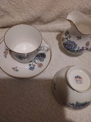 Royal Albert Hidden Valley New Romance Teil Teeservice 11 Teile.