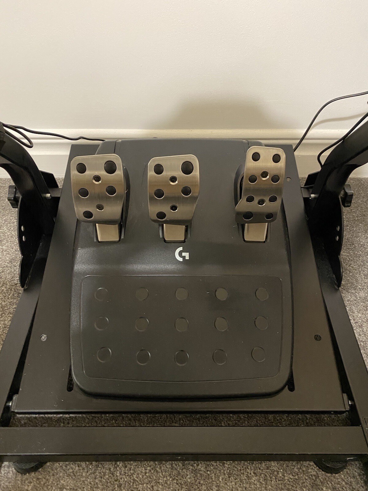 Logitech G923 Steering Wheel, Pedals, Shifter, Stand For PS5 & PC eBay