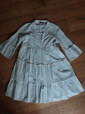 Kleid Gr. M bzw. 38 von Vero Moda grün weiss gestreift mit V-Ausschnitt