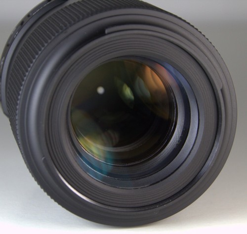 Tamron 90mm f/2.8 SP Di USD VC Macro Lens - for Nikon F (3040) - Picture 5 of 6