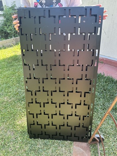 1 Metal Privacy Screen Total 3 Panels