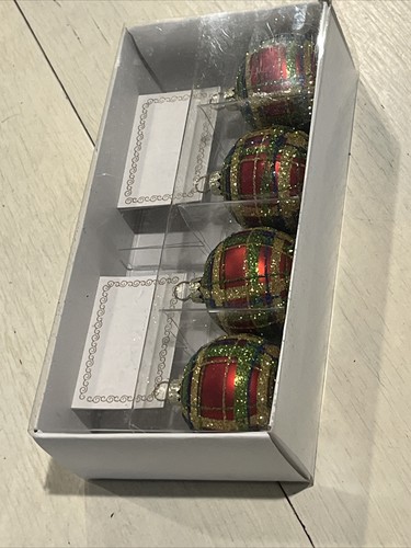 October Hill Placement Card Holders 4 plaid ornament balls Glass Christmas~NEW - Picture 9 of 16