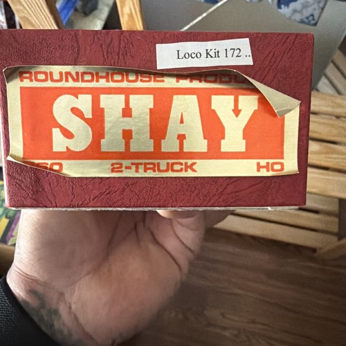 HO. VINTAGE. ROUNDHOUSE. 2 TRUCK SHAY KIT. UNDECORATED. KIT # 360