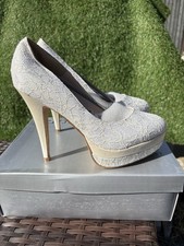 Ladies, Glamour N Glitz. Occasion Wear Heels.  Ivory Lace. Size 6,