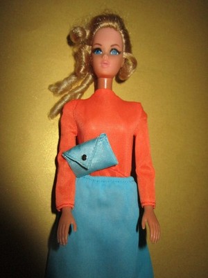 B2228) BLONDE VINTAGE GROWING PRETTY HAIR BARBIE MATTEL PHILIPPINES 70er JAHRE