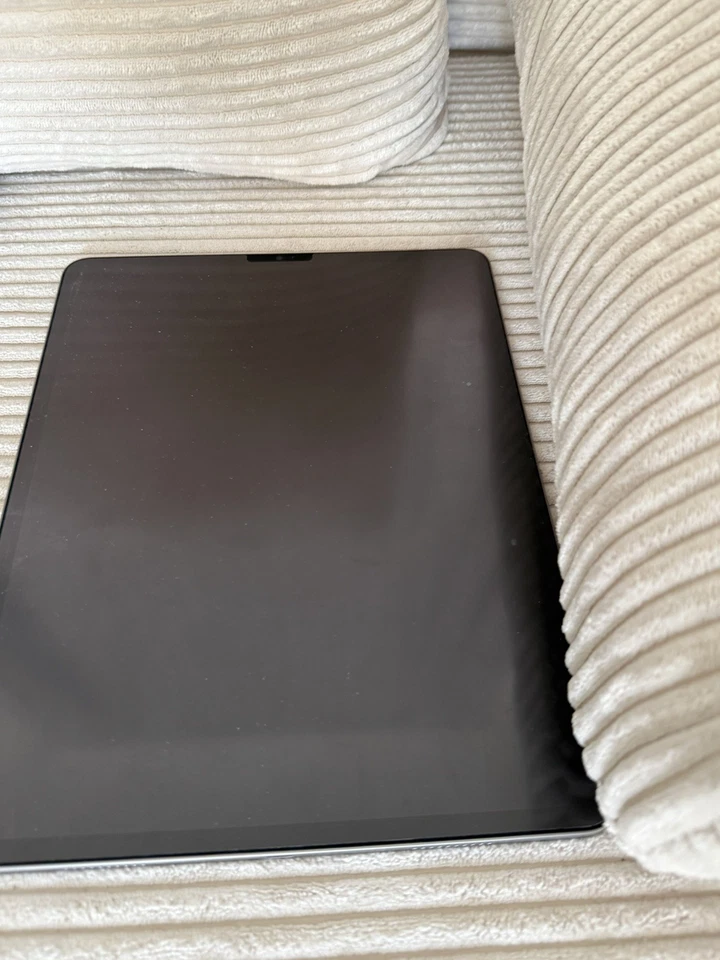Apple iPad Pro 12.9-inch (6th generation) · 128GB · Wi-Fi, Foto 1 von 3