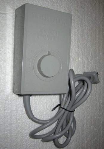CONTROLADOR DE VELOCIDAD DE POTENCIA TREN FLEISCHMANN 6733 N HO TRANSFORMADOR VERSIÓN REGIÓN EE. UU. | Condition: Used