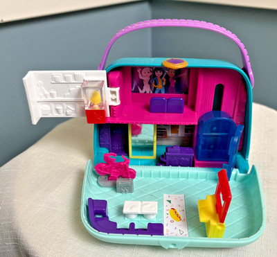 Mattel Polly Pocket World Mini Mall Escape Playset 2018 Collectible Toy