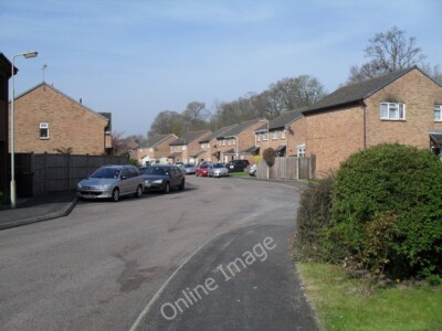 Foto 6x4 Cardinal Drive Cowplain c2010