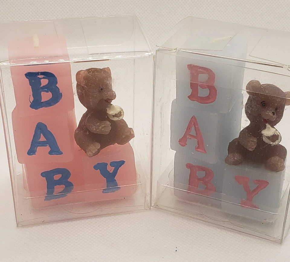 Bloques de velas para bebés deletrean bebé con oso bebé 3" X 1" Foto 3 de 4