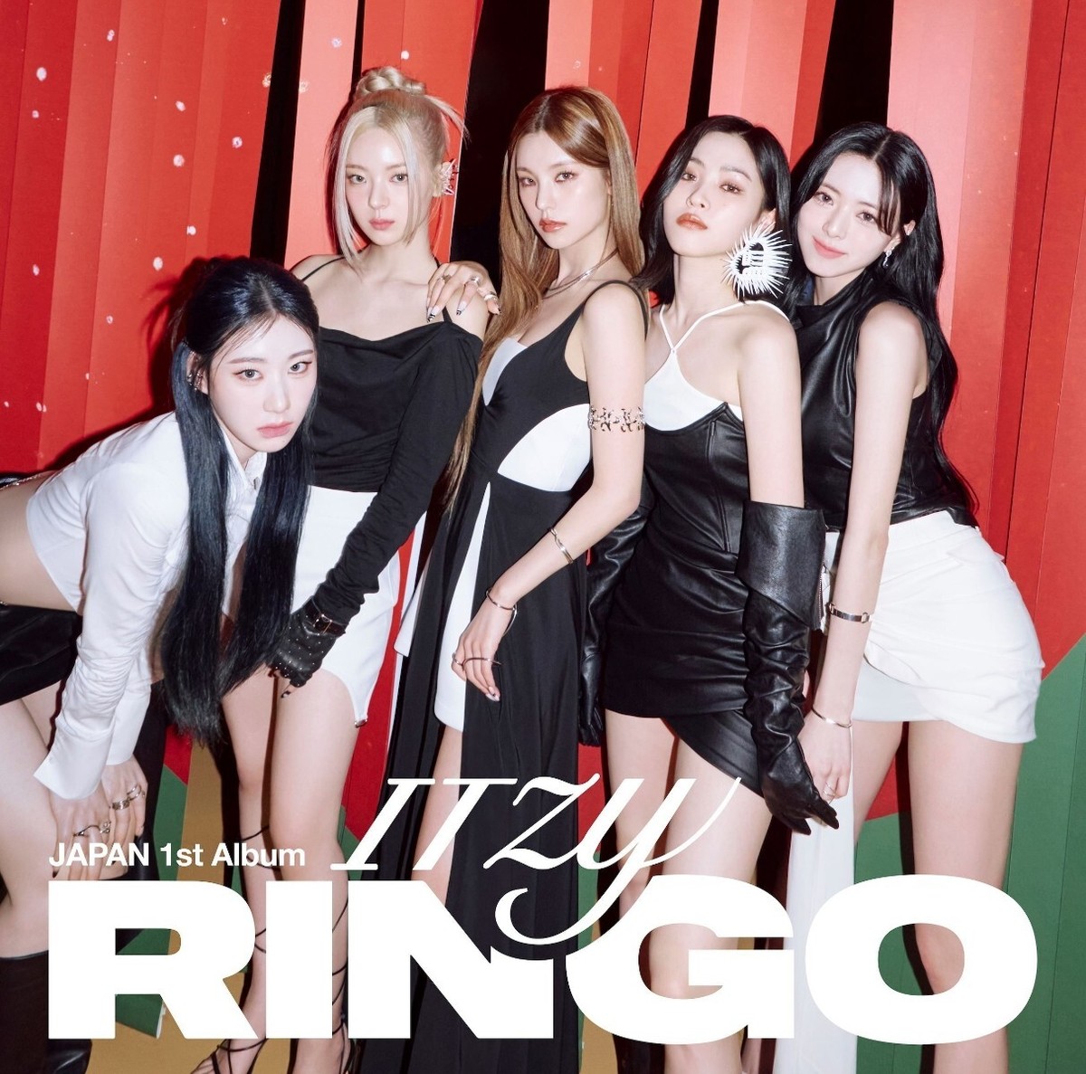 New ITZY RINGO First Limited Edition Type B CD Booklet