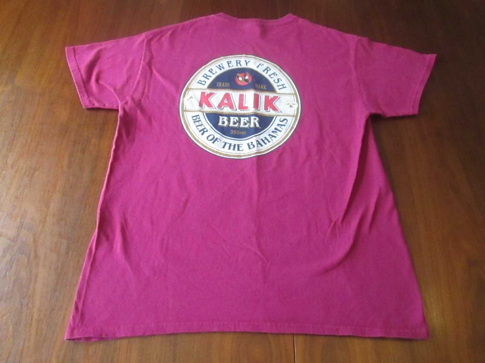 KALIK BEER Beer of The Bahamas NASSAU T-Shirt Burgundâ¦ - Gem