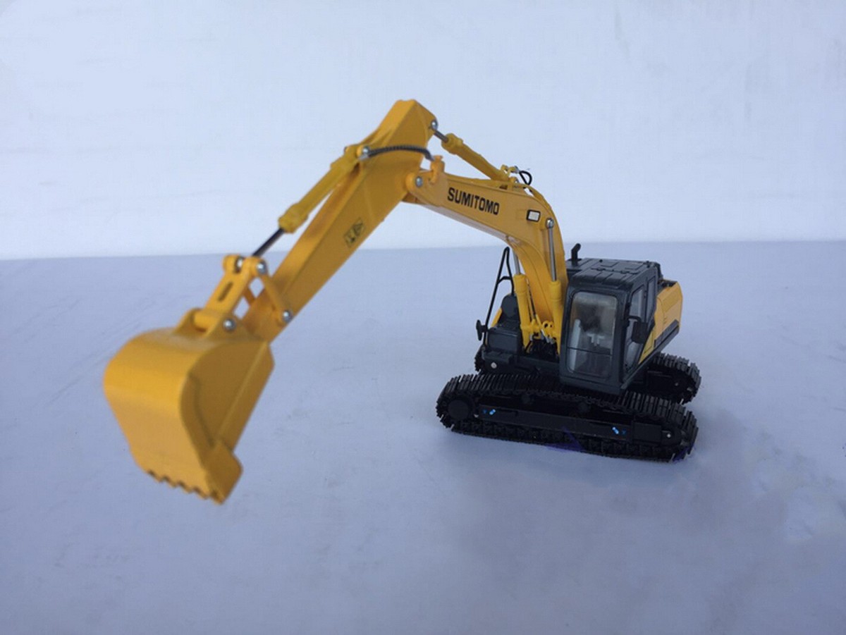 ショベルカー非売品SUMITOMO  SH210-5    1/150サイズ ショベルカー非売品SUMITOMO SH210-5 1/150サイズ