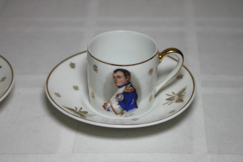 Limoges France Edite Par Gout De Ville Napoleon Josephine Demitasse Cups Pair - 第 2/12 張圖片