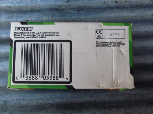 💥 1990 Ertl 1/12th Scale ~ John Deere ~ Diecast Rear Engine Rider W/ Bag💥 - Picture 7 of 8