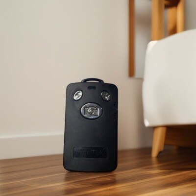 Fugetek Genuine Wireless Bluetooth Selfie Stick Remote Control PACK OF  NIB