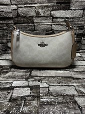 Coach Teri Bag in Sand/Chalk Signature Canvas