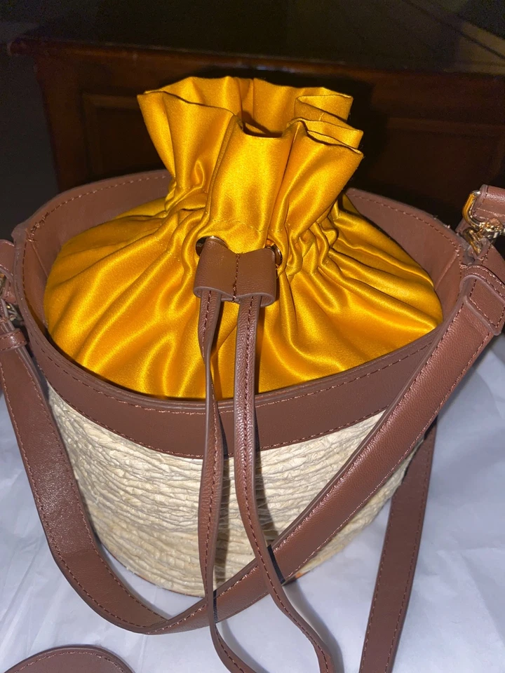 Ann Taylor Weekend Collection straw bucket bag in natural - Image 2 of 4