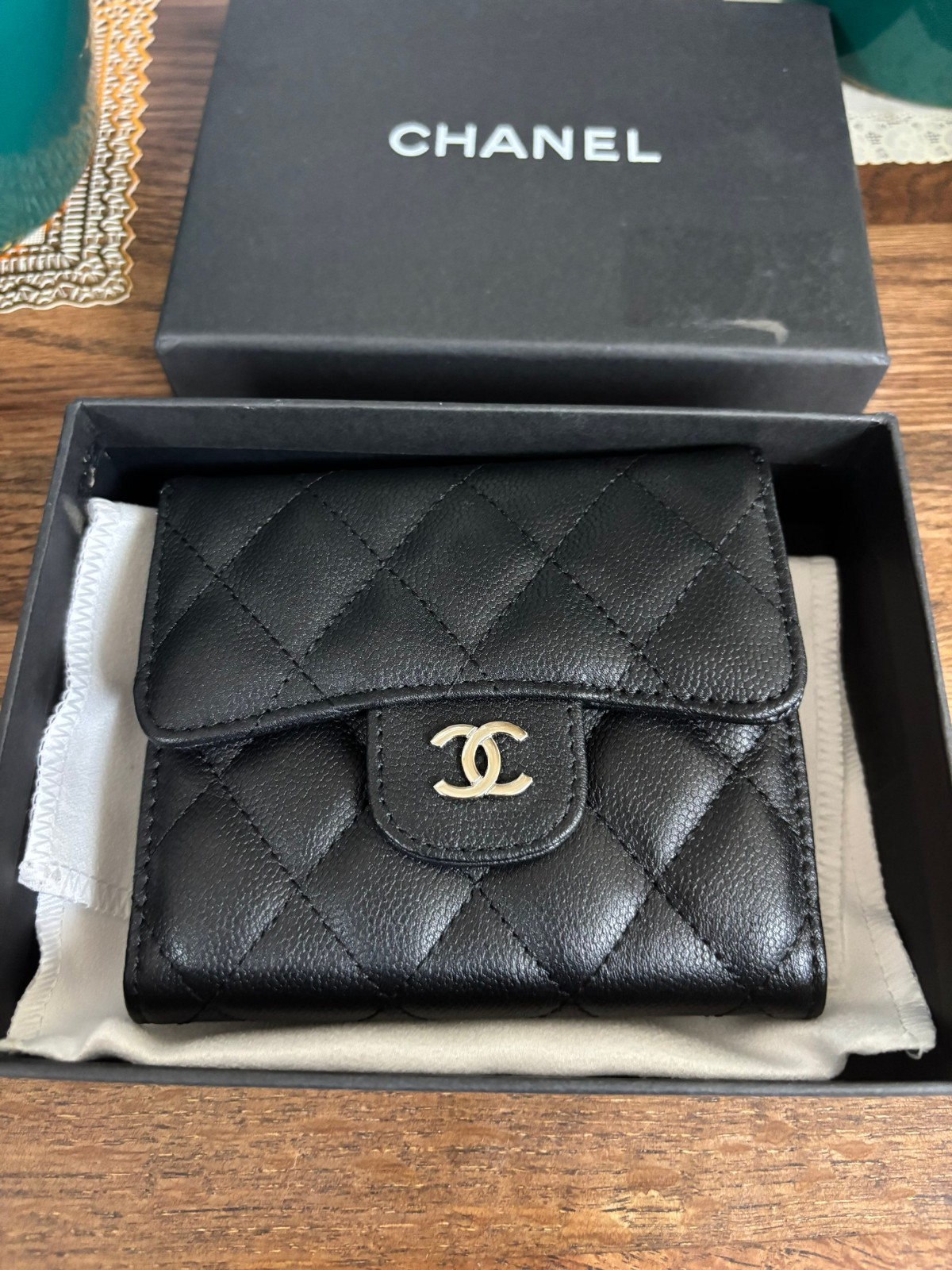 Chanel wallet