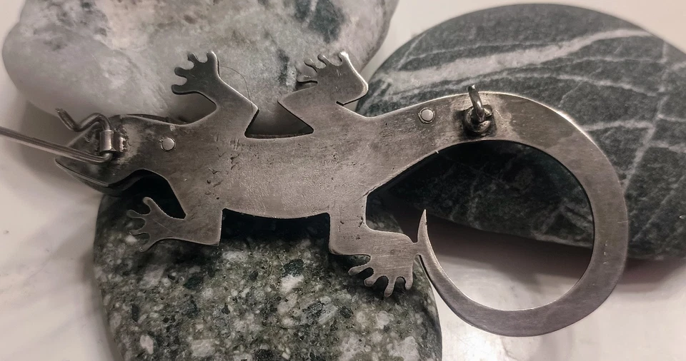 Pin de concha de abulón lagarto de 2" plata lagarto con madera; raro Foto 4 de 4