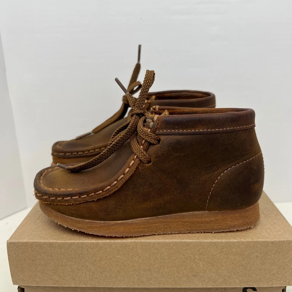 Clarks Originals Brown Leather Chukka Boots, Lace Up Ankle Boots Toddler Size 10 - Image 2 of 4
