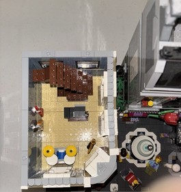 Lego Creator: Assembly Square (10255) 4002 Pcs. Generic Bricks. **Please Read!**