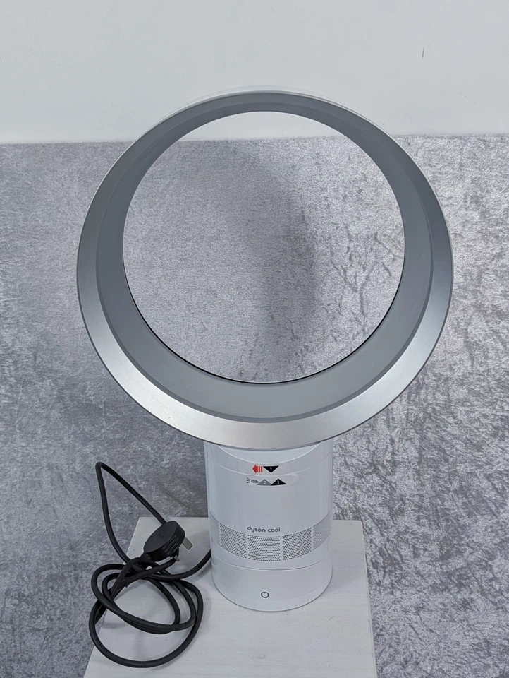 Dyson AM06 Air Multiplier Tischventilator weiß silber 30 cm getestet funktioniert ohne Fernbedienung - Bild 1 von 4
