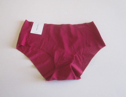 Calvin Klein Invisibles Hipster D3429 S, M, L MSRP $12.00 - $15.00 NWT - Picture 2 of 36