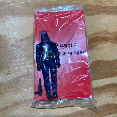 RARE GI Joe COBRA COMMANDER 1984 Hooded Mail Away SEALED RED Back File Card