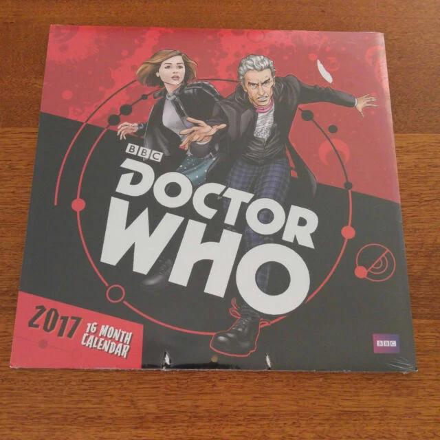 Paperback Illustrated Calendars (Current) in English