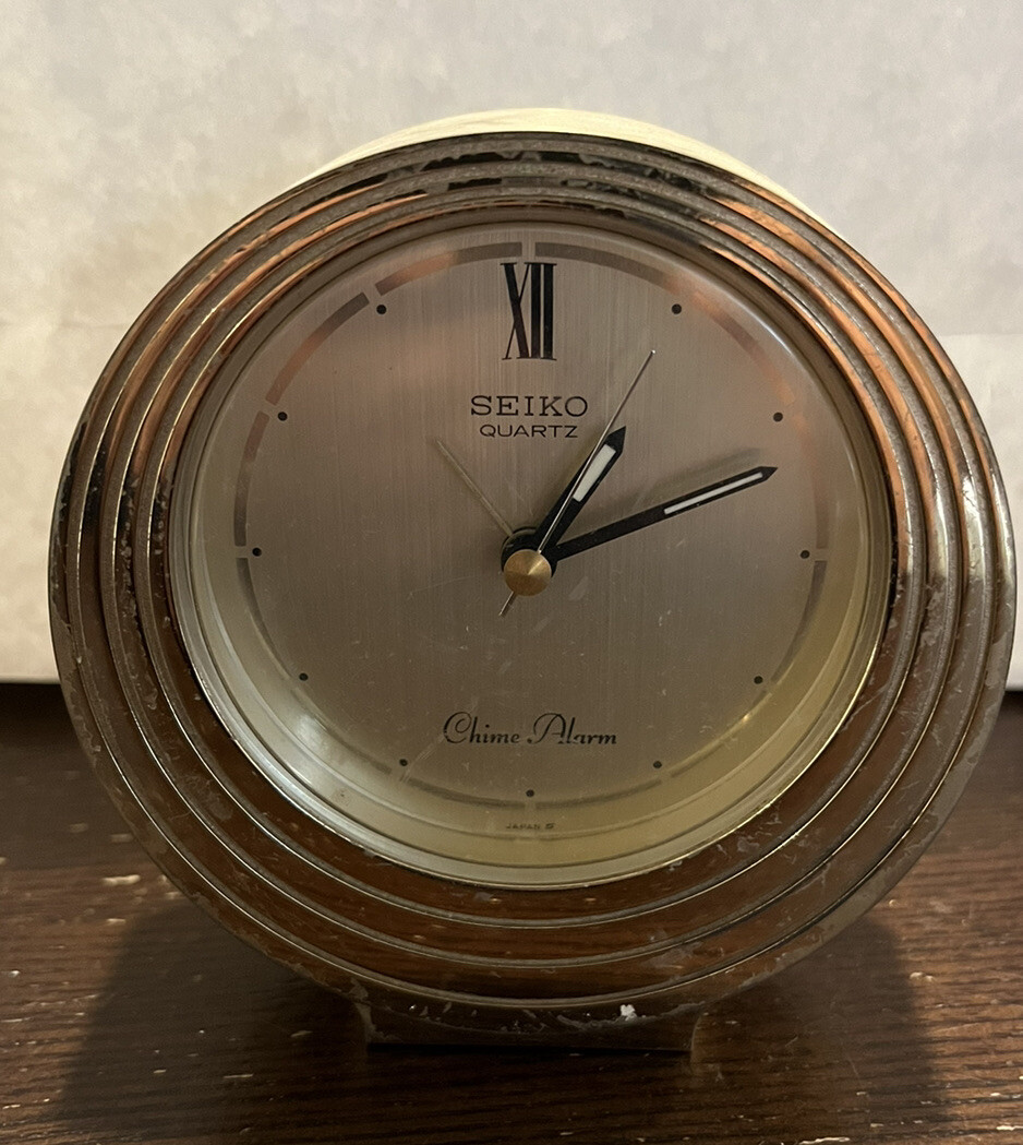 Vintage Seiko Quartz Chime Alarm Clock ~ AS-IS Parts or Repair