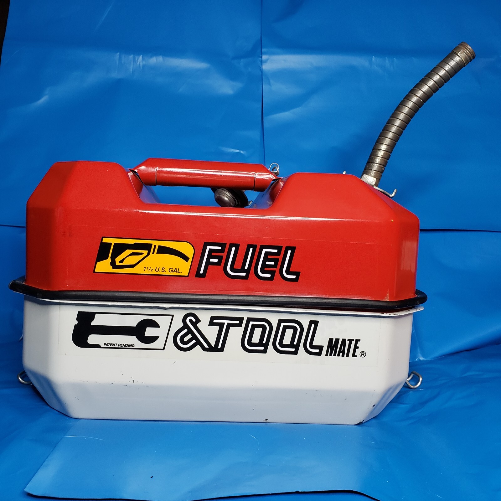 Blitz Fuel & Tool Mate USMC 1 1/2 Gallons 5.7 Liters Gas Can Tool Box