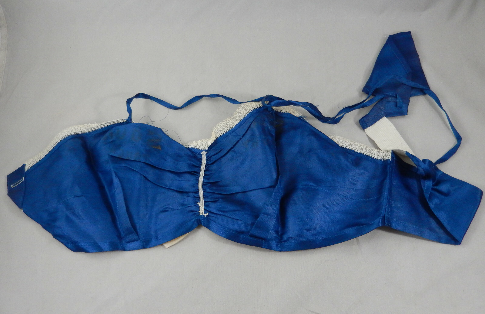 Vintage 1940s WWII Lingerie Novelty Bra Panties Set S… Gem