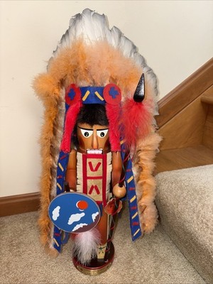 Steinbach Nutcracker- Chief Sitting Bull w Full Headdress-S637 Signed/Limited Ed