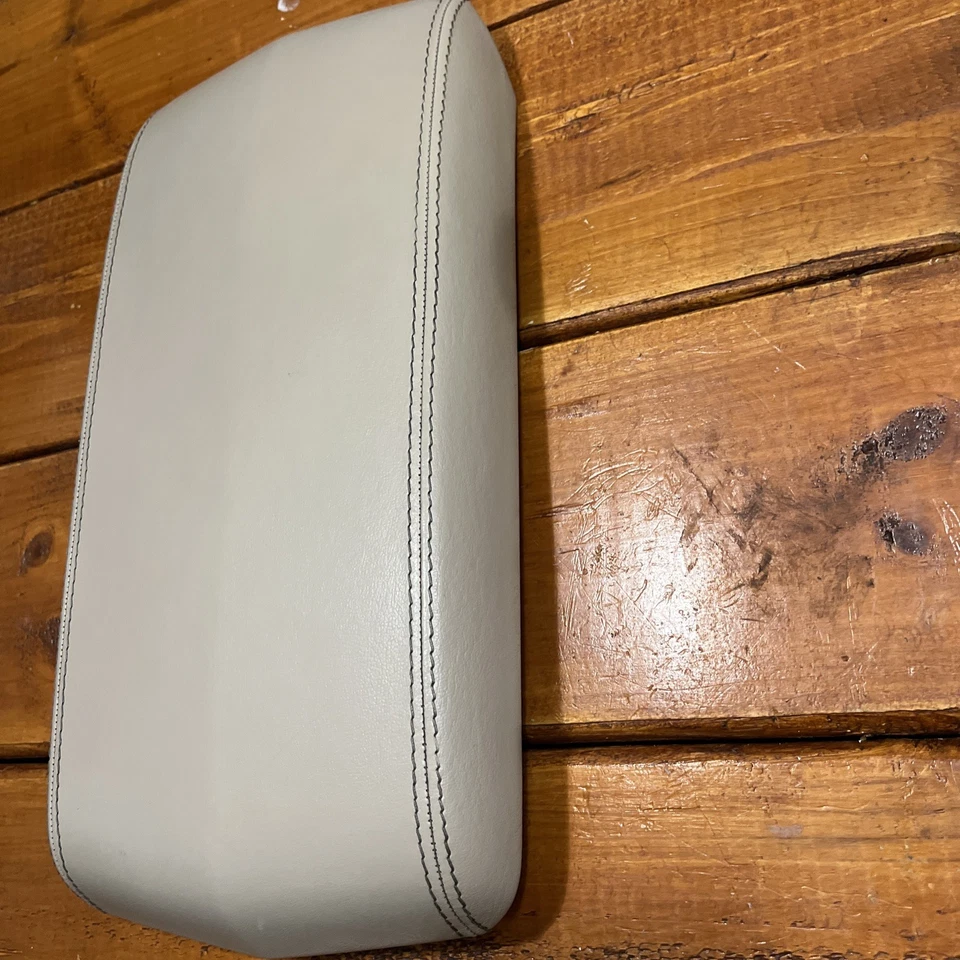 💎 Cadillac CTS 2008-2013 beige consola central cuero reposabrazos tapa conjunto bronceado Foto 3 de 4