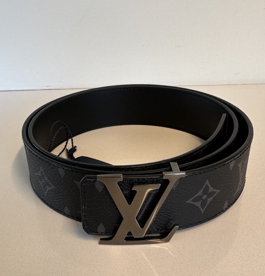 LOUIS VUITTON 黒 レザー ベルト M9043V Amazon.co.jp: Louis Vuitton ルイヴィトン ベルト M9043V サン