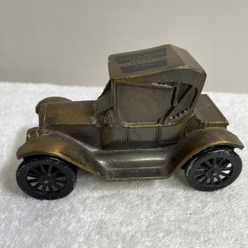 Vintage American Bank And Trust Co. Of Pennsylvania Car Bank