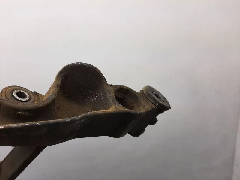 Brazo de control inferior delantero del conductor AWD 03-14 FURGONETA CHEVROLET EXPRESS 1500 12475479 Foto 3 de 4